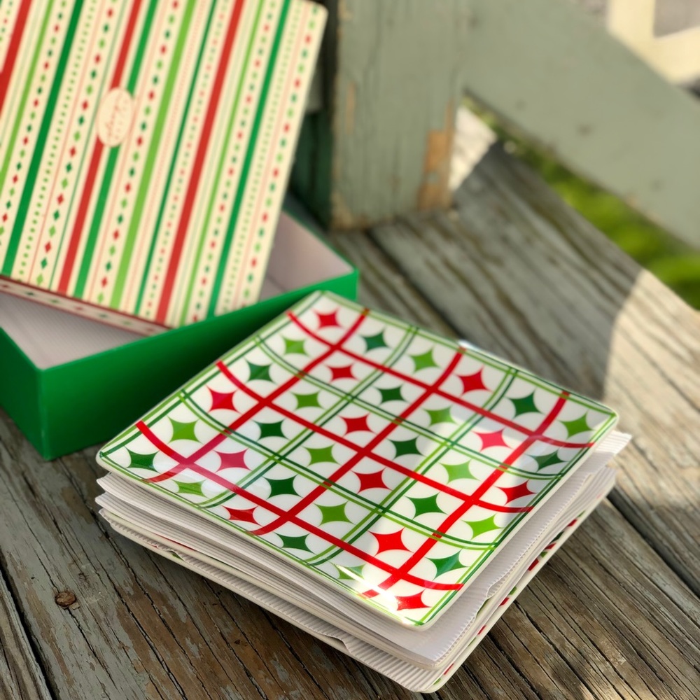 Porcelain Holiday Plate Set & Cookie Cookbook